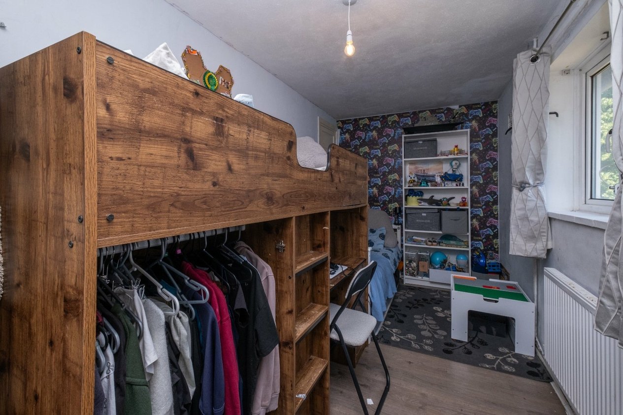Properties For Sale in Sutherland Close Hythe