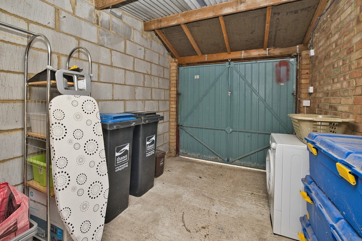 Properties For Sale in Sutherland Drive Birchington