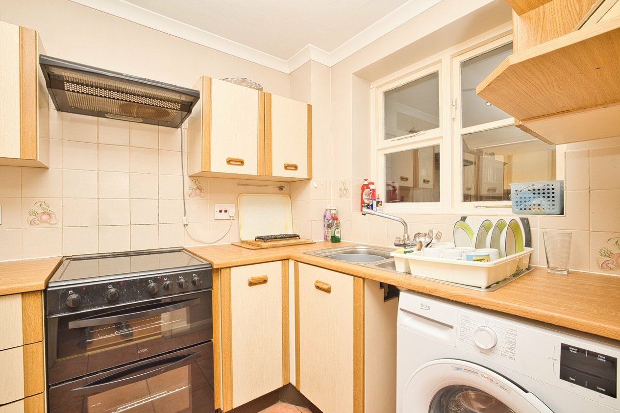 Properties For Sale in Sutherland Drive Birchington