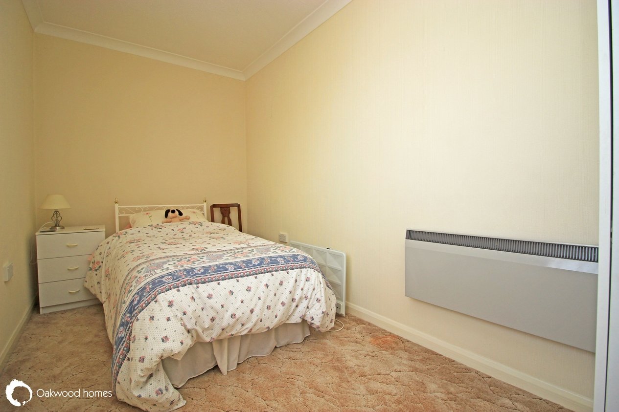 Properties Under Offer in Sutherland Drive 