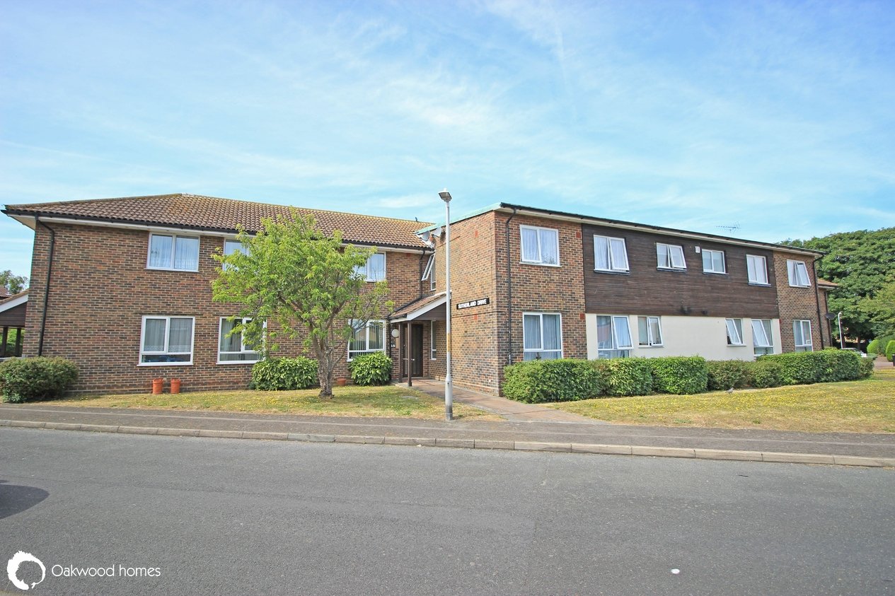 Properties Under Offer in Sutherland Drive 