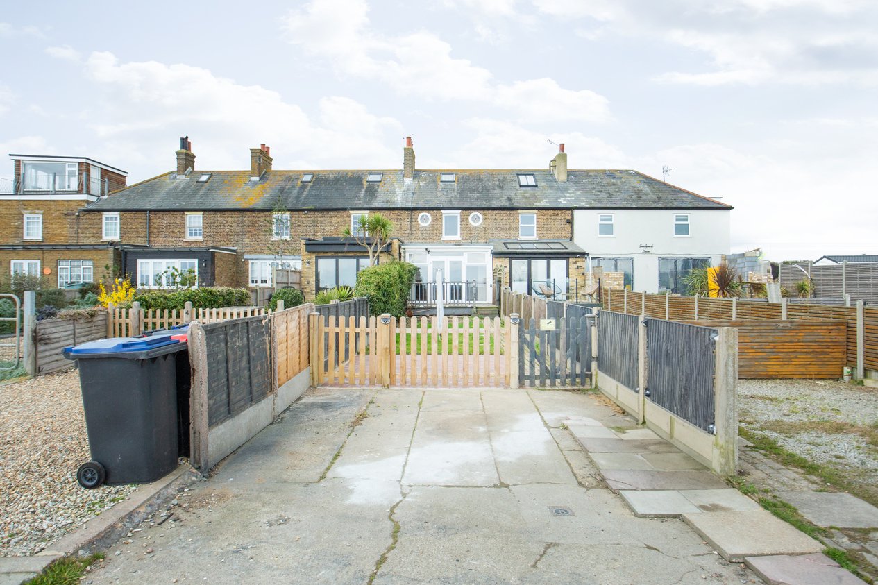 Properties For Sale in Swalecliffe Herne Bay