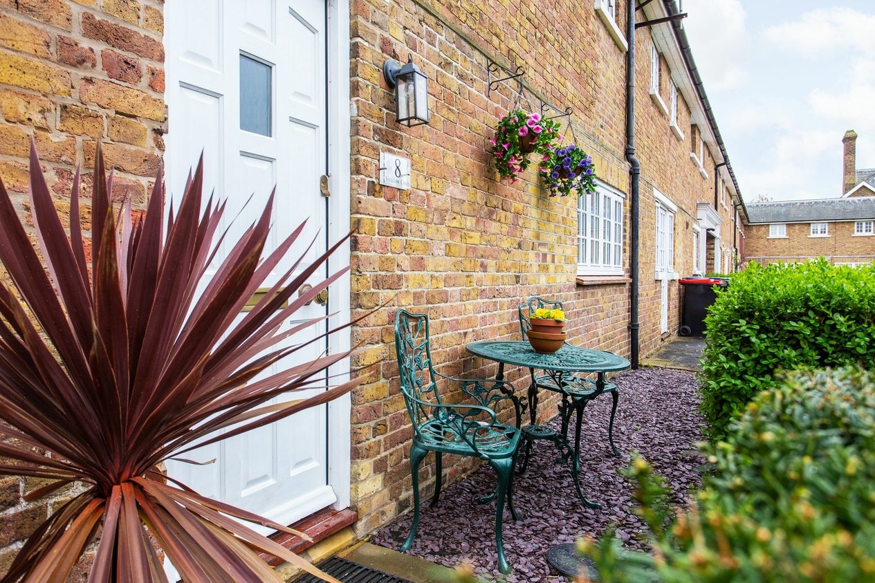 Properties For Sale in Swallow Court  Herne Common