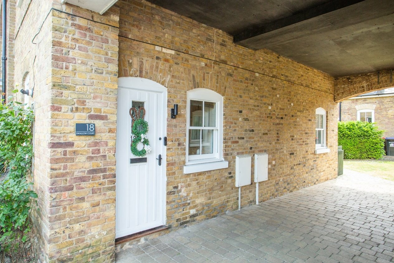 Properties For Sale in Swallow Court Herne Common