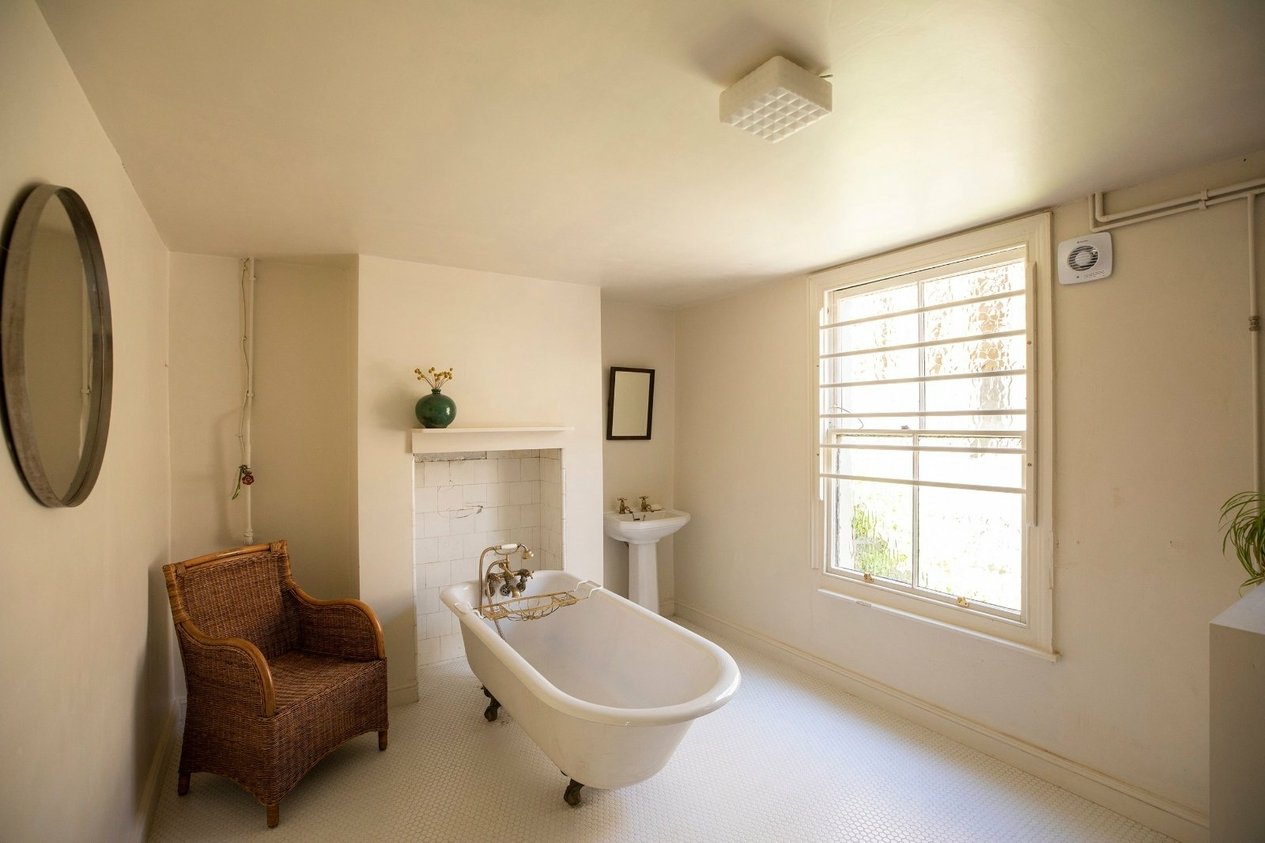 Properties Under Offer in Sweyn Road Cliftonville