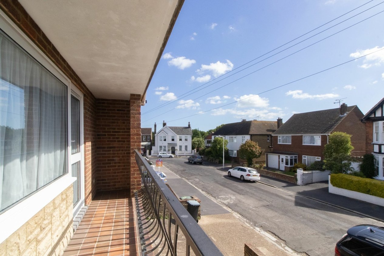 Properties For Sale in Swinburne Avenue  Broadstairs