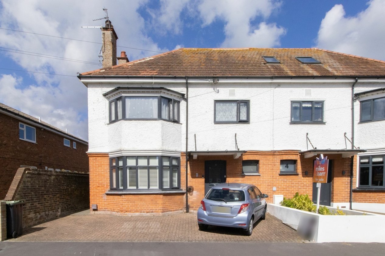 Properties For Sale in Swinburne Avenue  Broadstairs