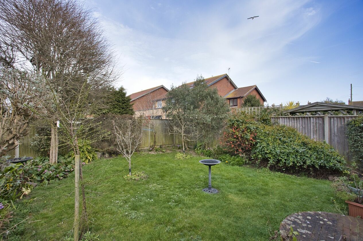 Properties For Sale in Sydcot Drive  Deal