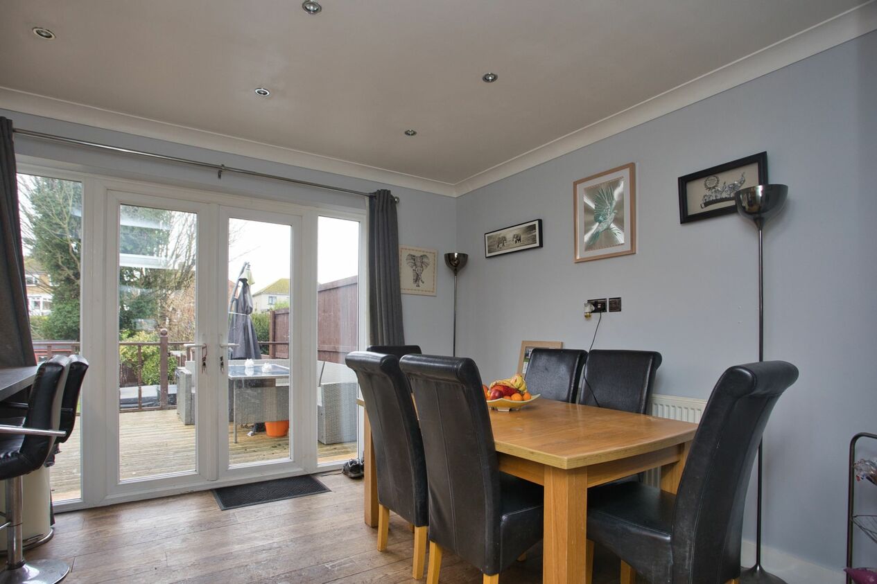 Properties For Sale in Telegraph Road  Deal