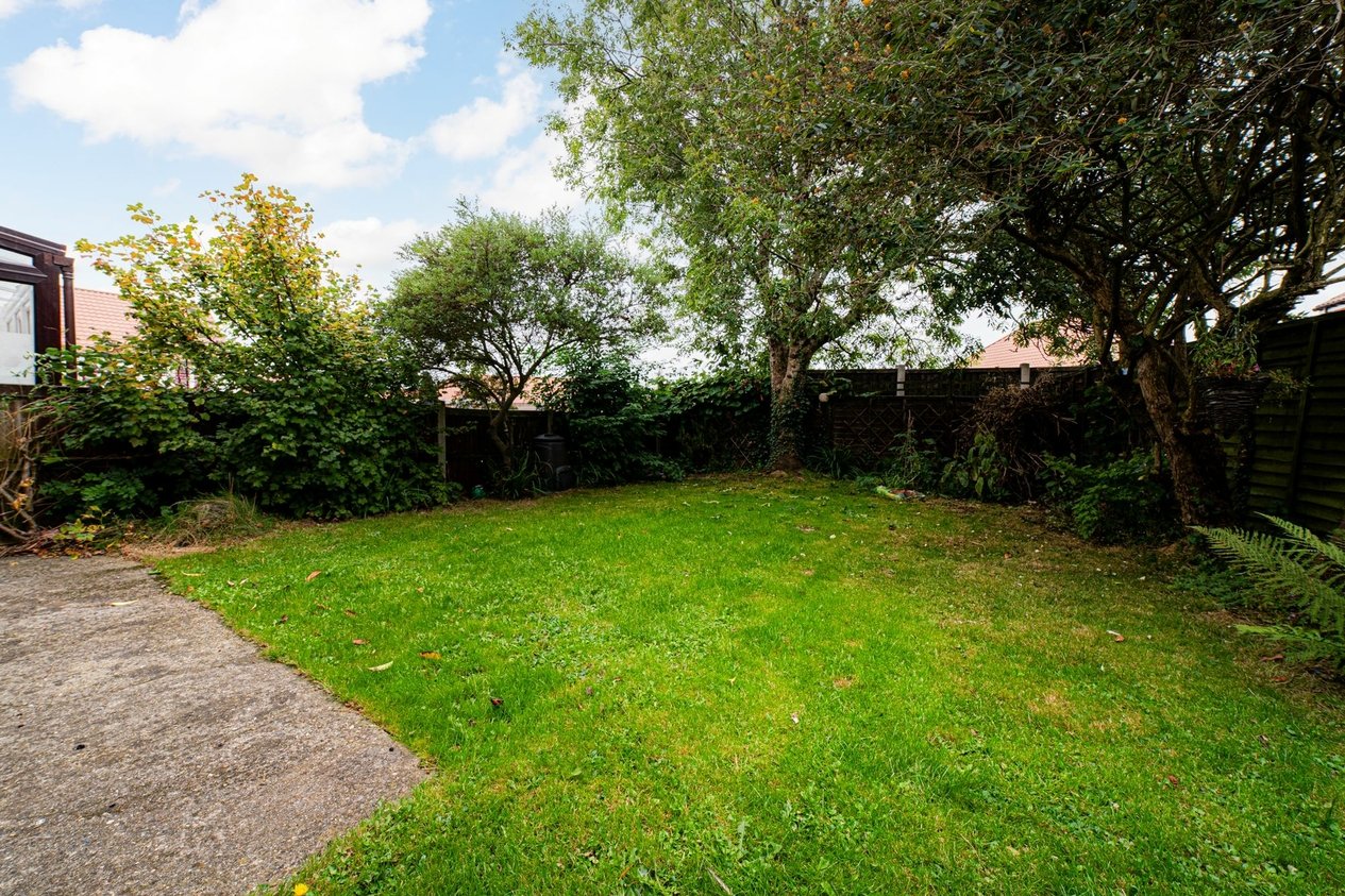 Properties Sold Subject To Contract in Tennyson Gardens  Aylesham