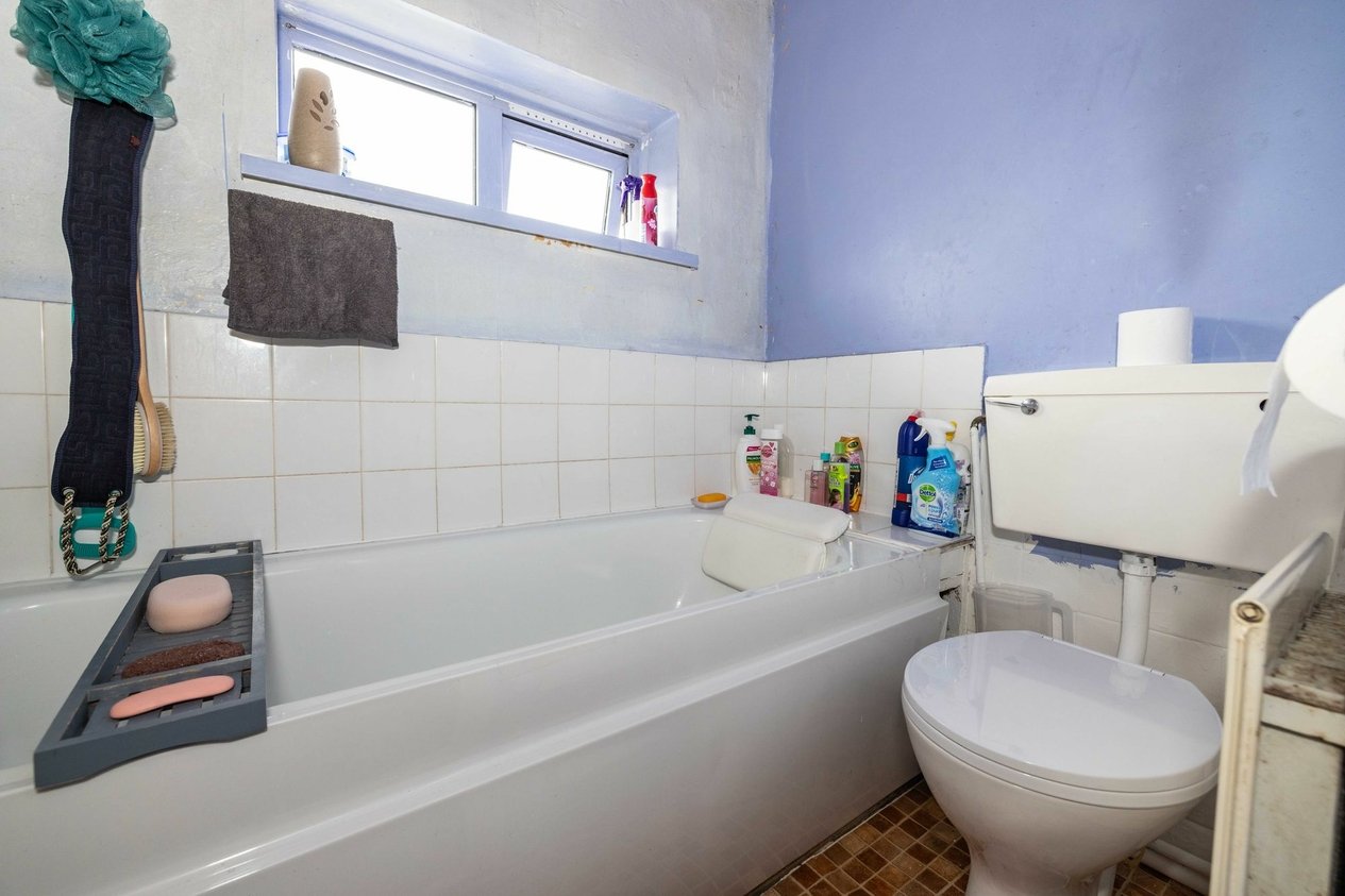Properties For Sale in Tennyson Road  Ashford