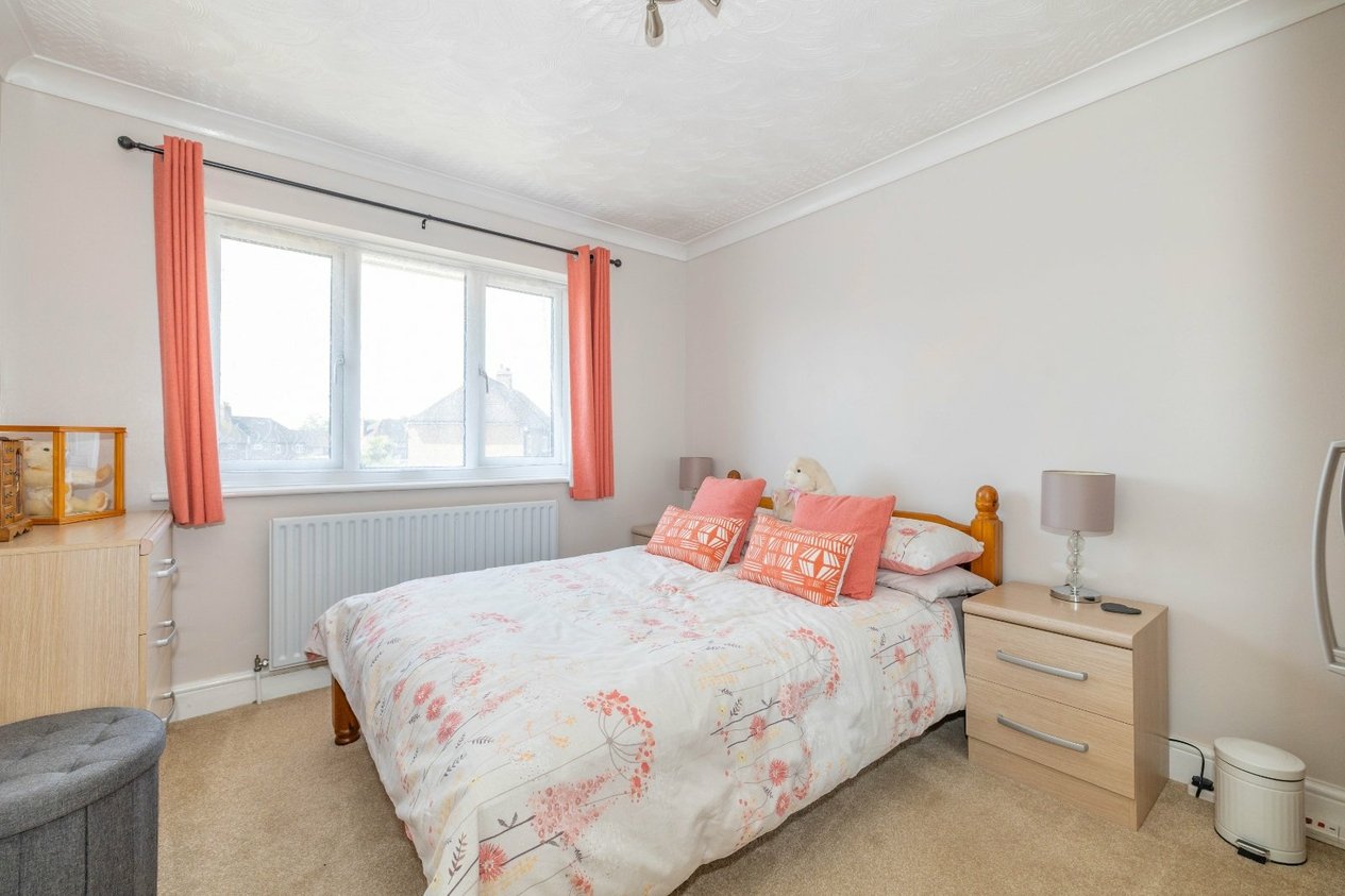 Properties Under Offer in Tennyson Road Ashford