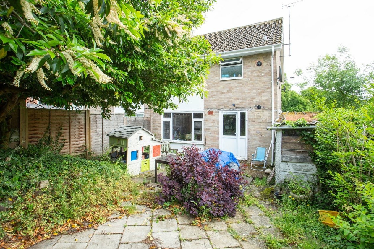 Properties For Sale in Tenterden Drive Canterbury
