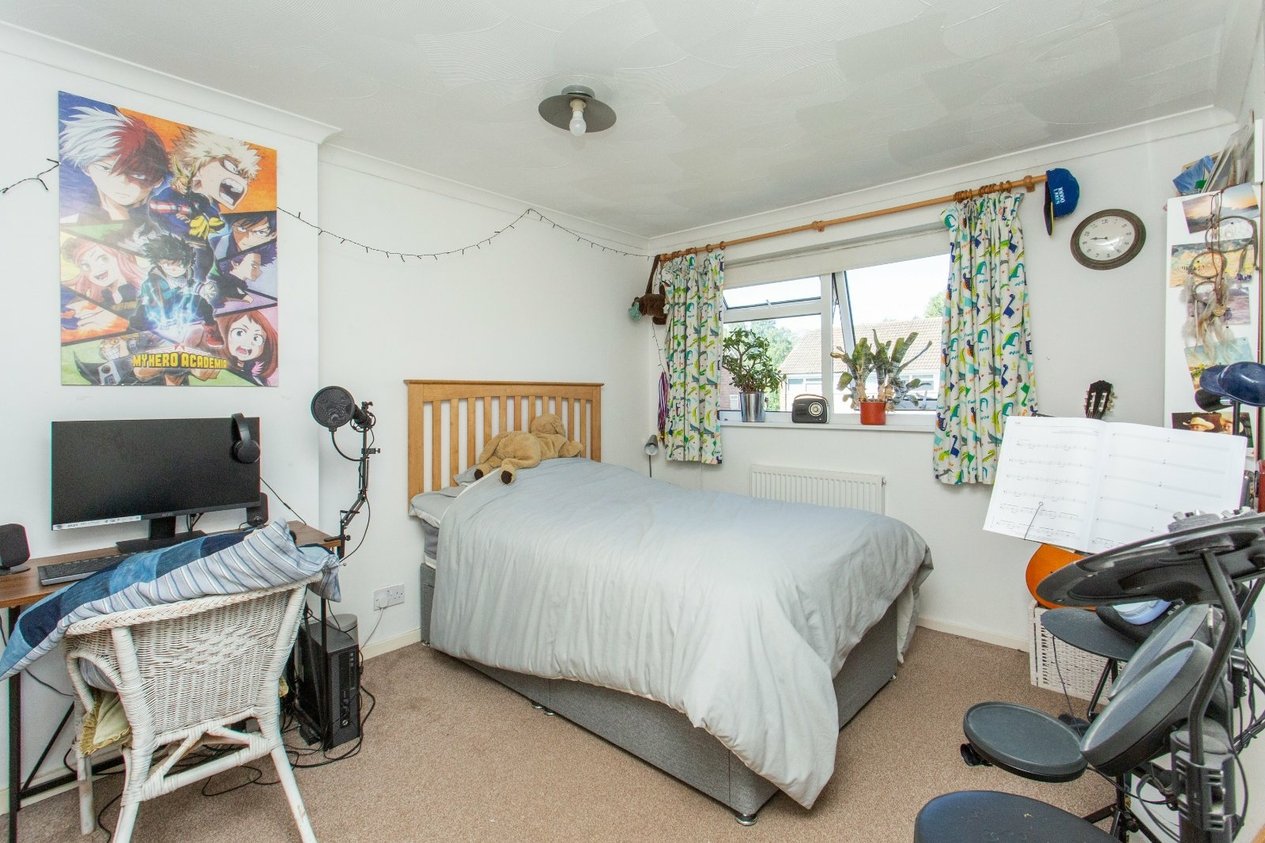 Properties For Sale in Tenterden Drive Canterbury