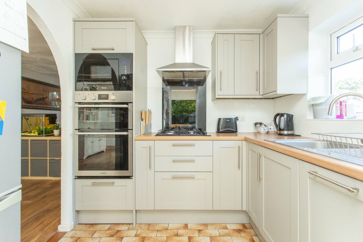 Properties For Sale in Tenterden Drive Canterbury