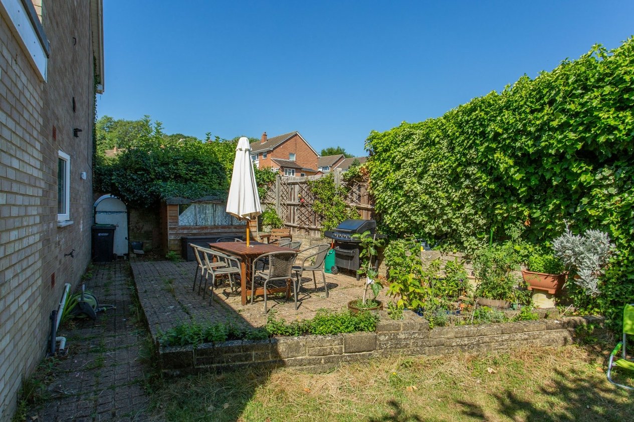 Properties For Sale in Tenterden Drive Canterbury