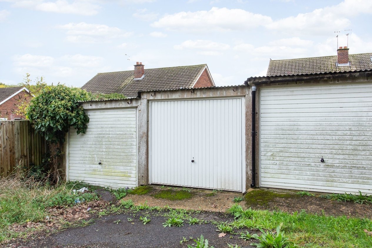 Properties Sold Subject To Contract in Tenterden Drive  Canterbury