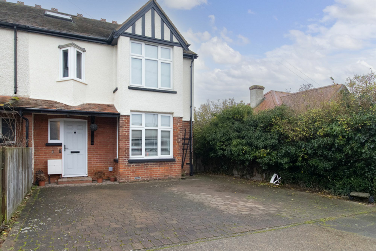 Properties For Sale in Terminus Drive  Herne Bay