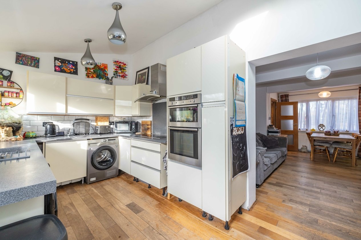 Properties Under Offer in Thanington Road Canterbury