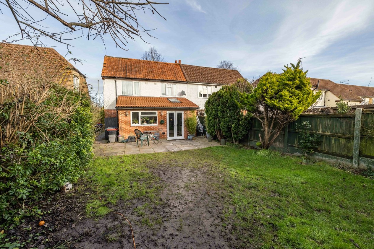Properties Under Offer in Thanington Road Canterbury