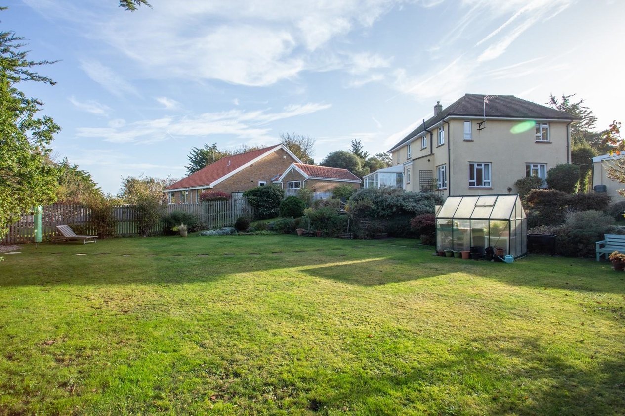 Properties Sold Subject To Contract in The Avenue Kingsdown