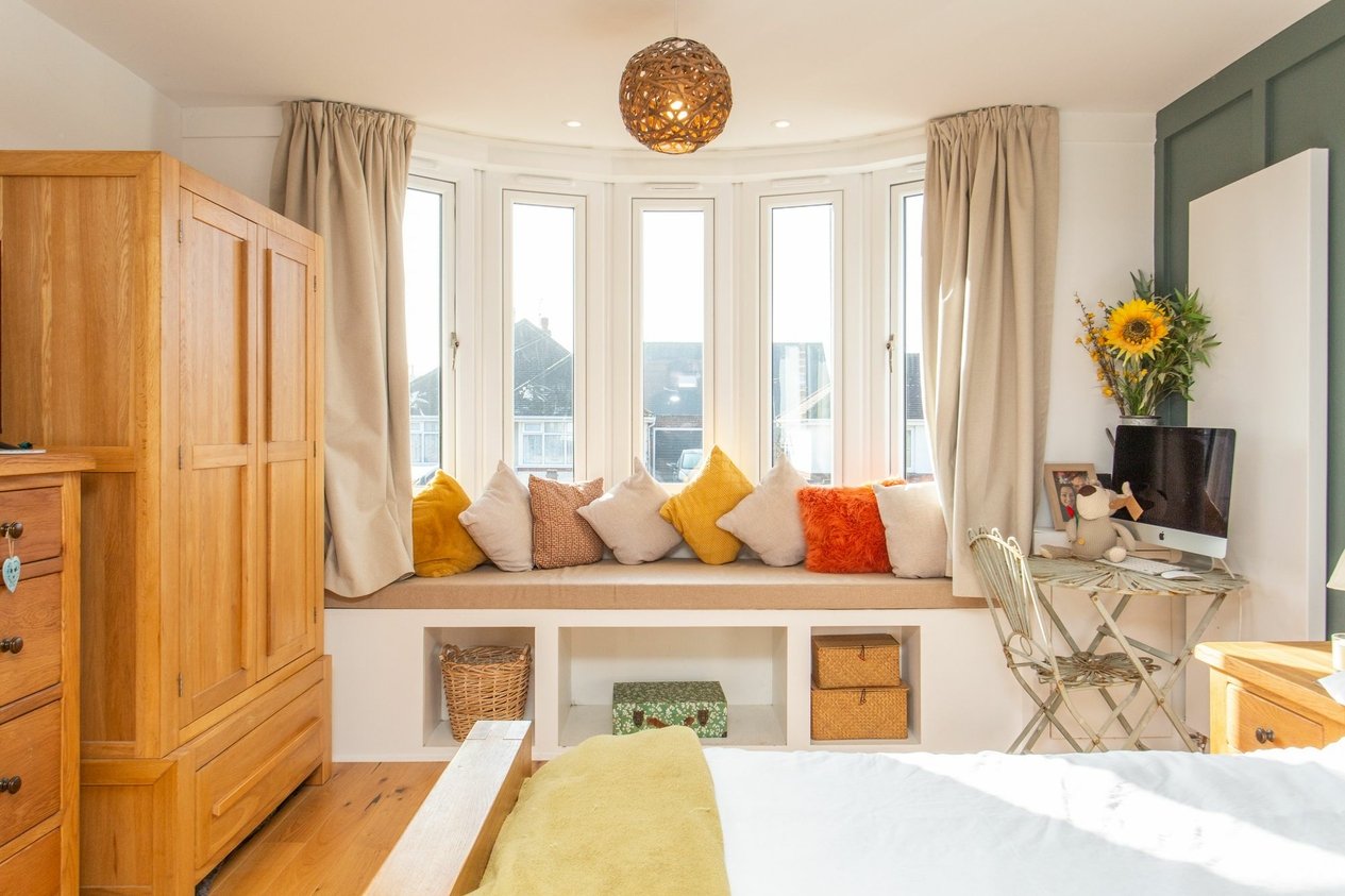 Properties For Sale in The Broadway  Herne Bay