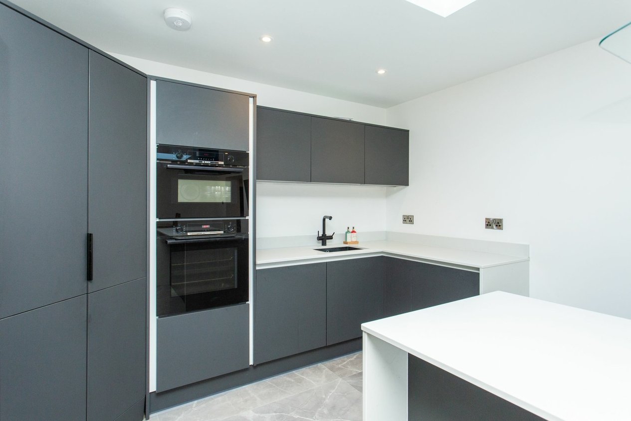 Properties For Sale in The Broadway  Herne Bay