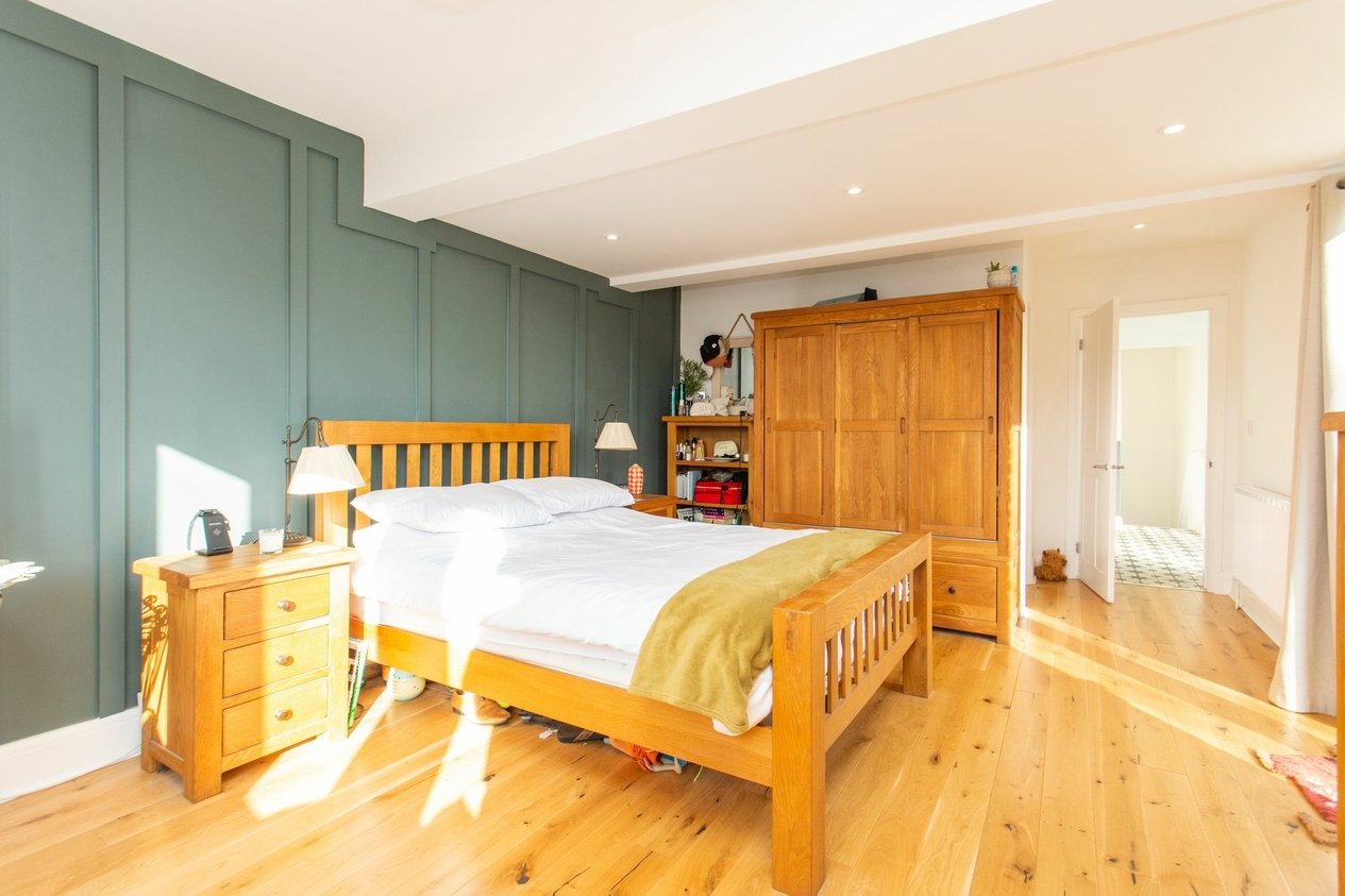 Properties For Sale in The Broadway  Herne Bay