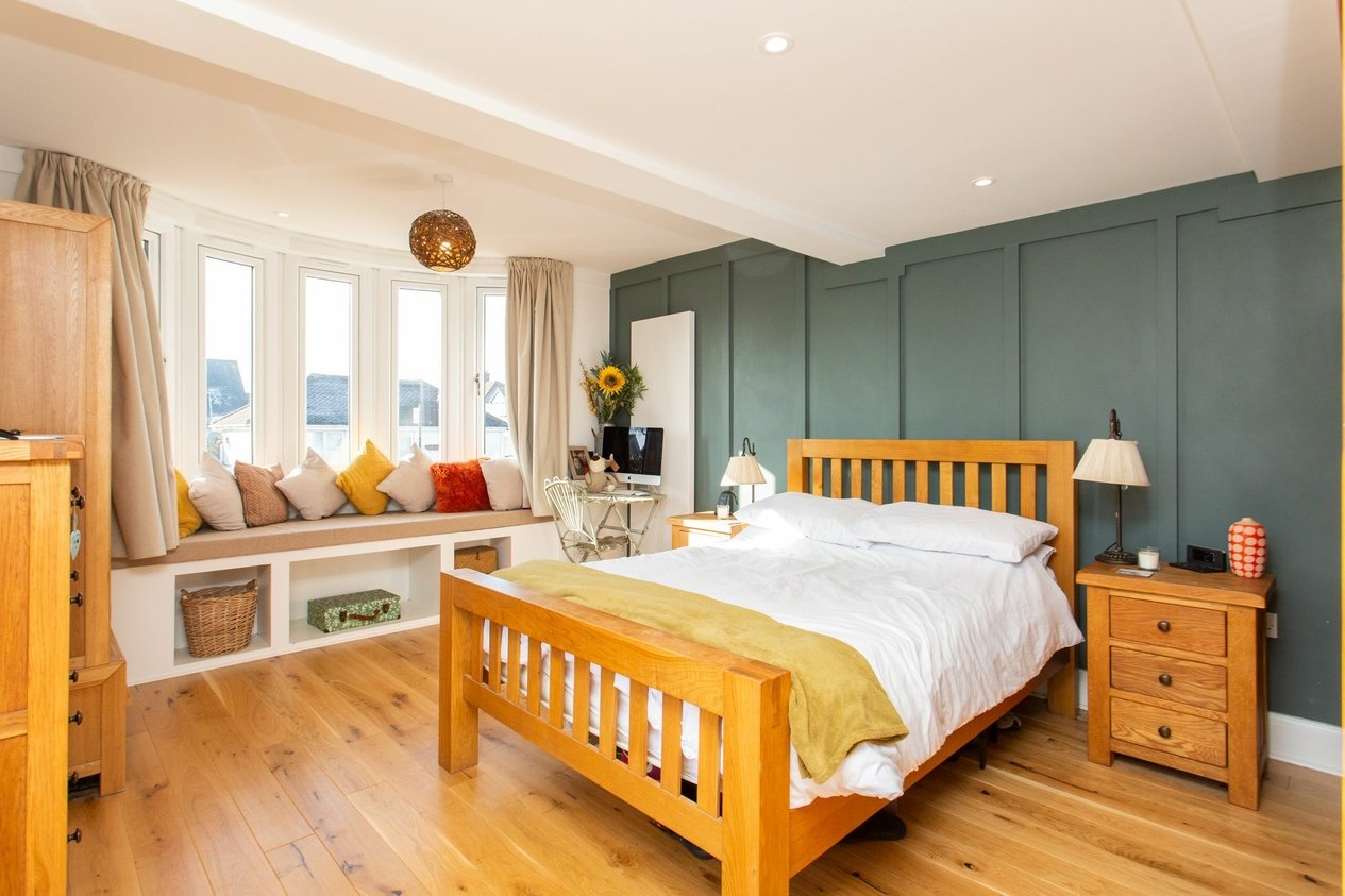 Properties For Sale in The Broadway  Herne Bay
