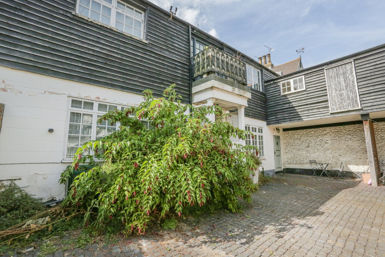 Properties For Sale in The Courtyard Broadstairs