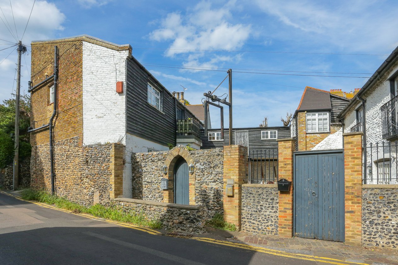 Properties For Sale in The Courtyard Broadstairs
