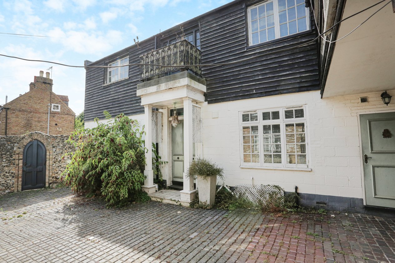 Properties For Sale in The Courtyard Broadstairs