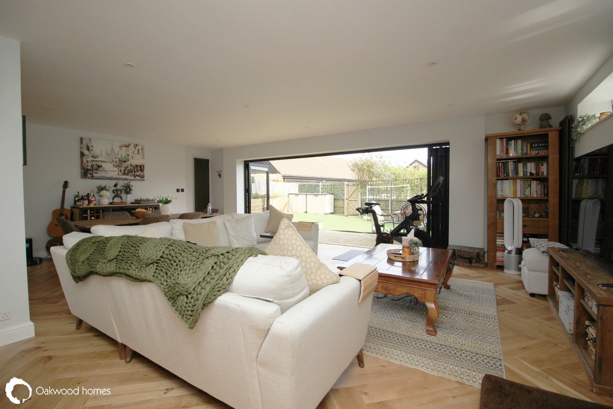 Properties For Sale in The Courtyard Manston Court Road