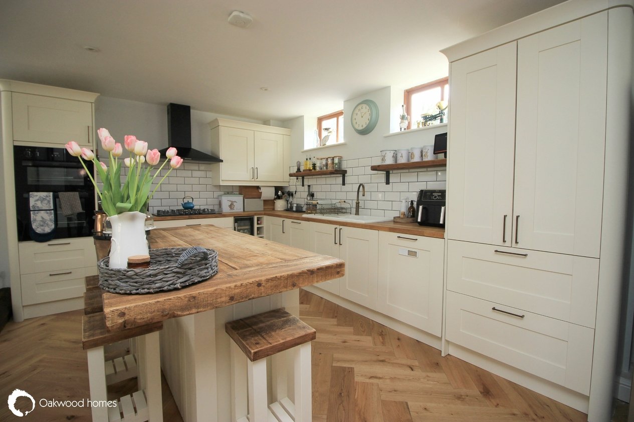 Properties For Sale in The Courtyard Manston Court Road