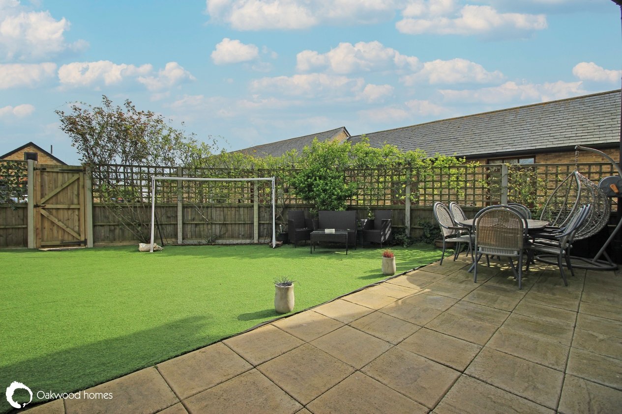 Properties For Sale in The Courtyard Manston Court Road