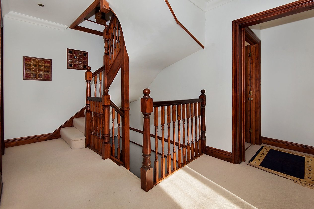 House Detached for sale in The Cricketers,Broadstairs Miles & Barr