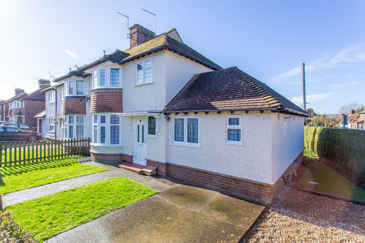 Properties For Sale in The Dene  Canterbury