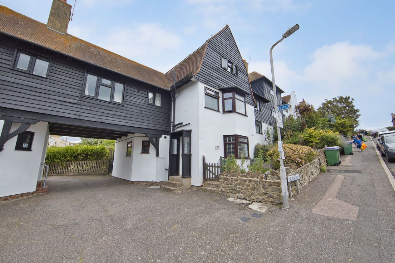 Properties Sold Subject To Contract in The Durlocks  Folkestone