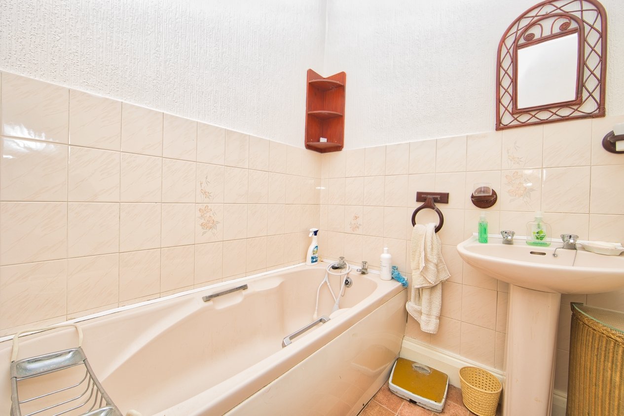Properties Under Offer in The Durlocks Folkestone