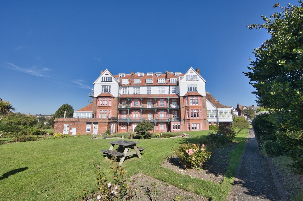 Properties Under Offer in The Durlocks Folkestone