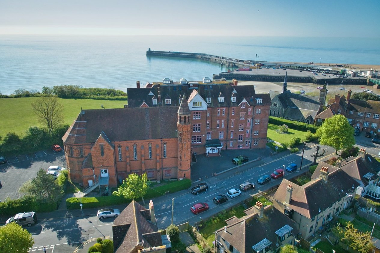 Properties For Sale in The Durlocks Folkestone