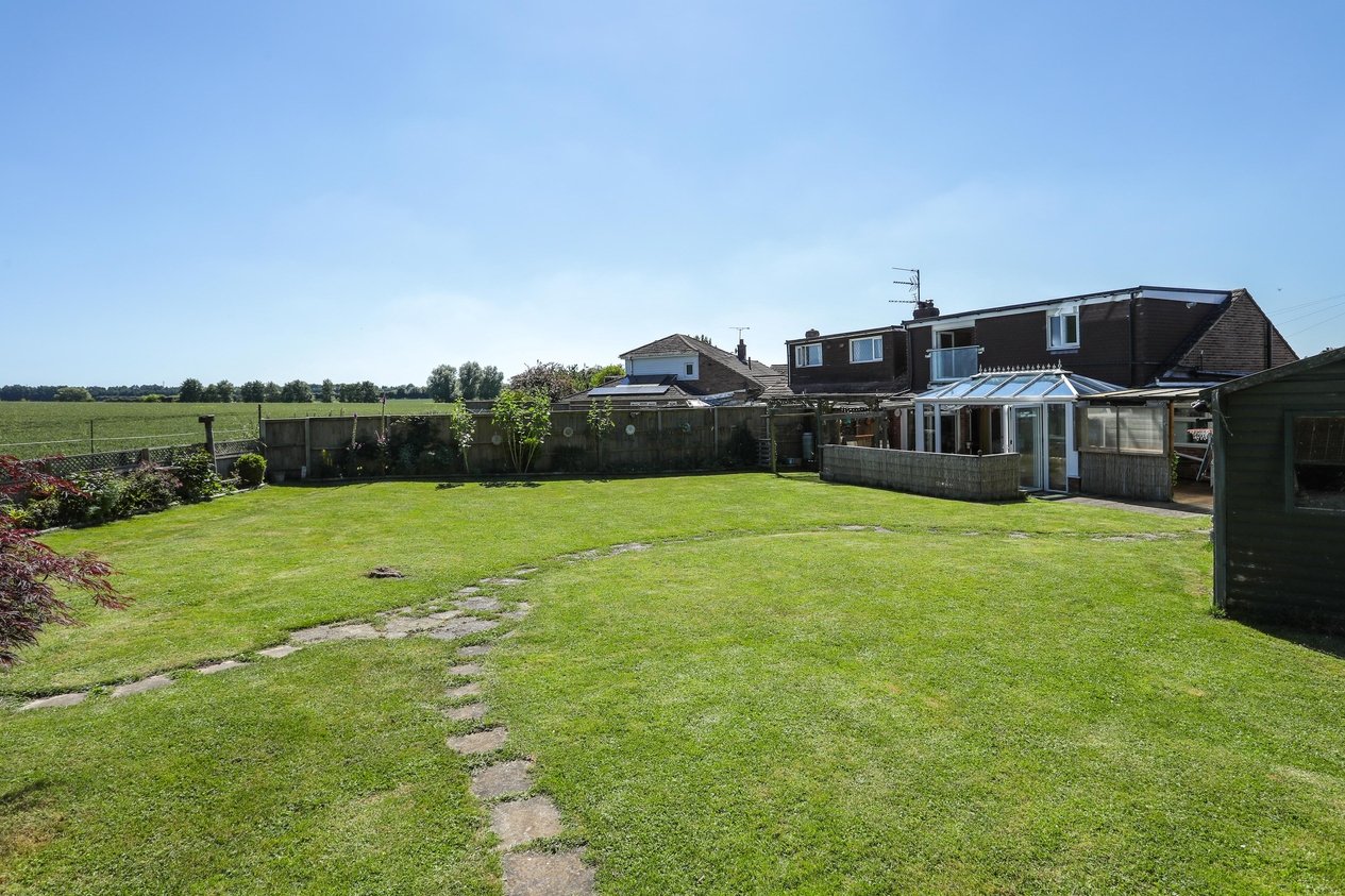Properties Under Offer in The Foreland Canterbury