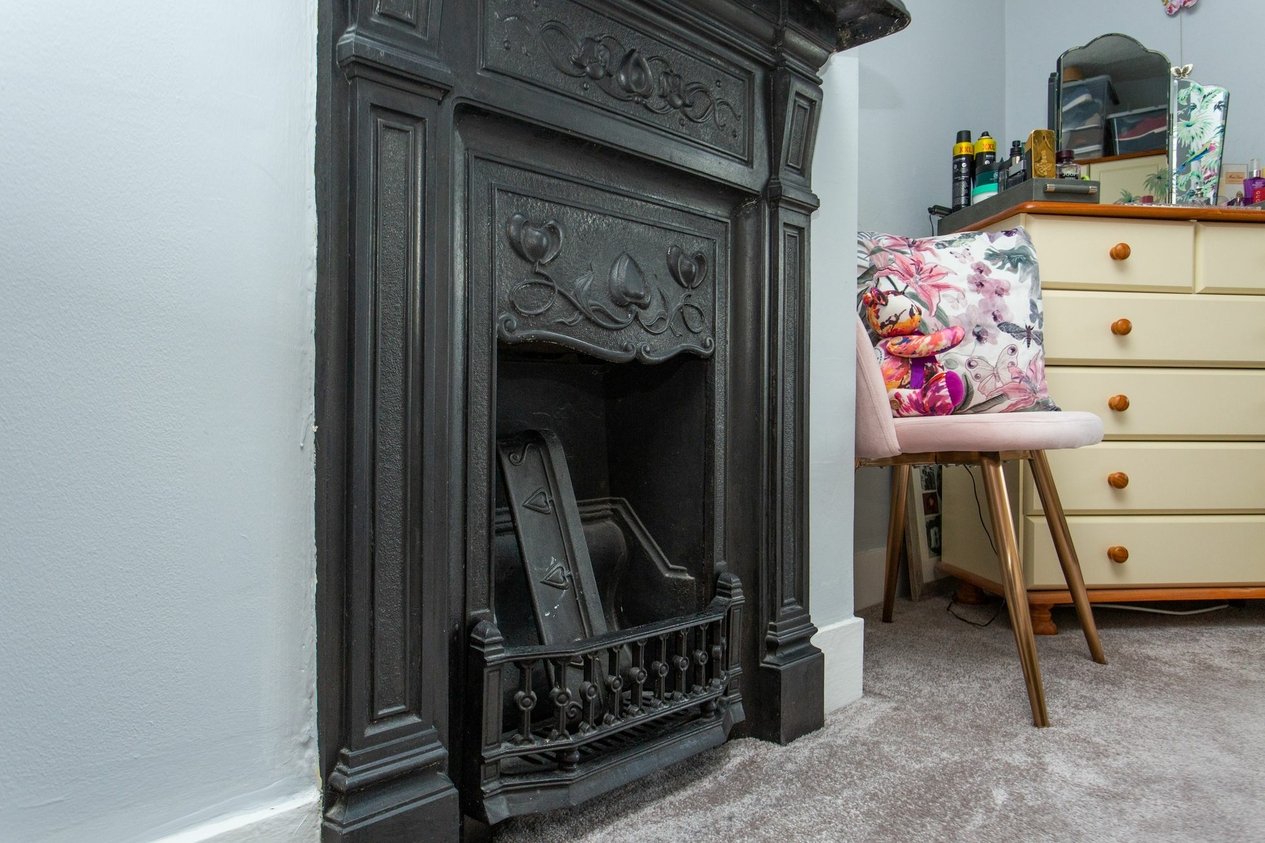 Properties For Sale in The Glen  Upstreet