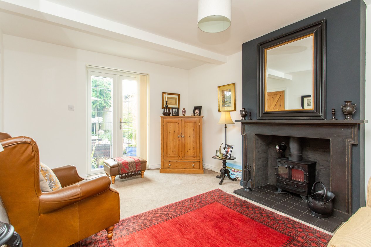 Properties For Sale in The Green Eythorne