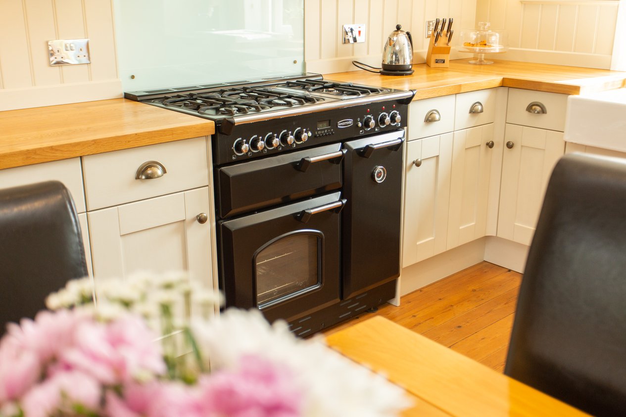 Properties For Sale in The Green Eythorne