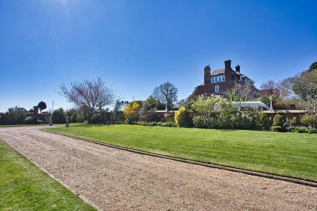 Properties For Sale in The Leas Folkestone
