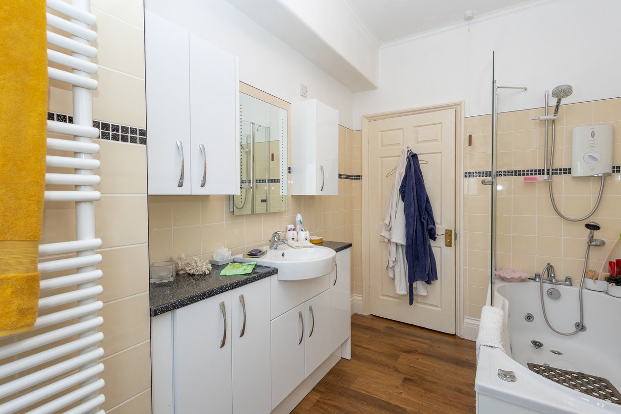 Properties For Sale in The Leas Folkestone