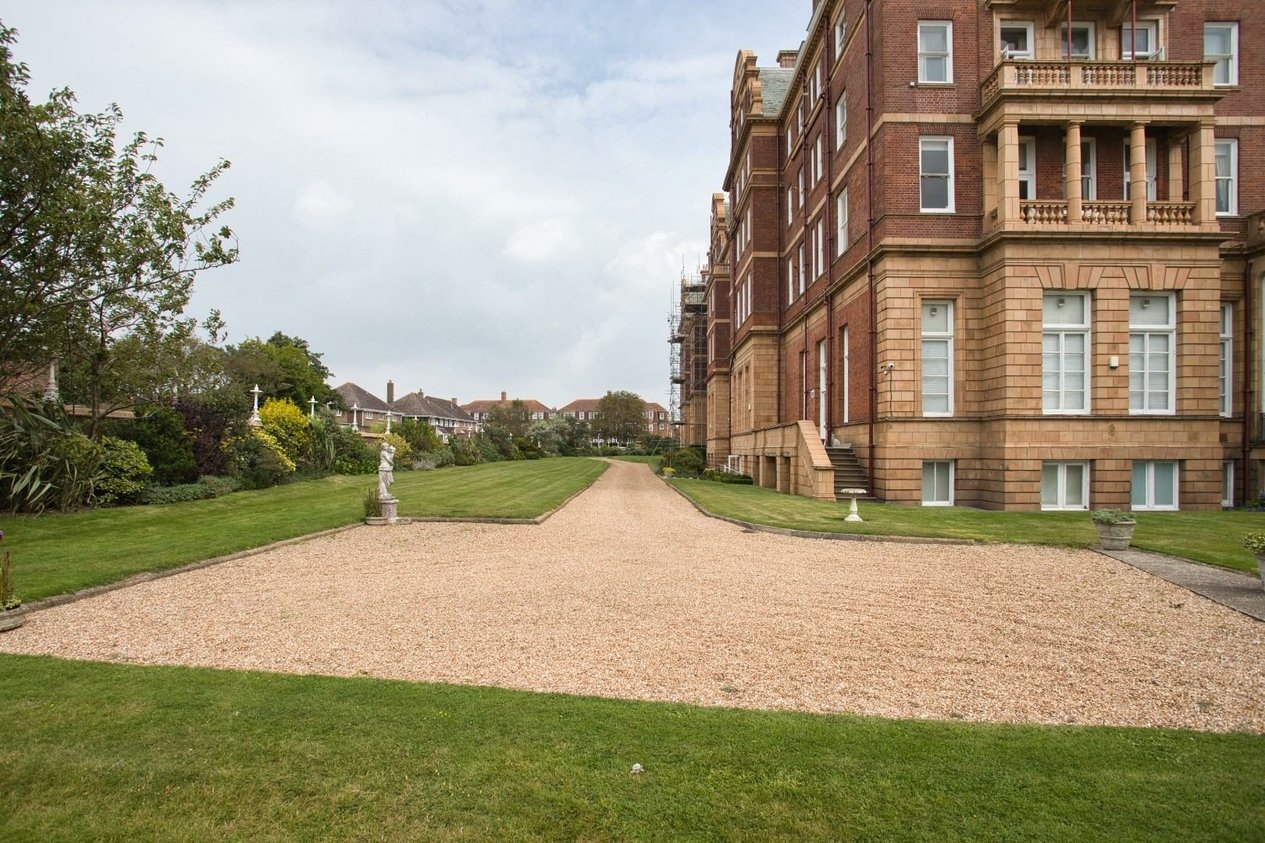 Properties For Sale in The Leas Folkestone