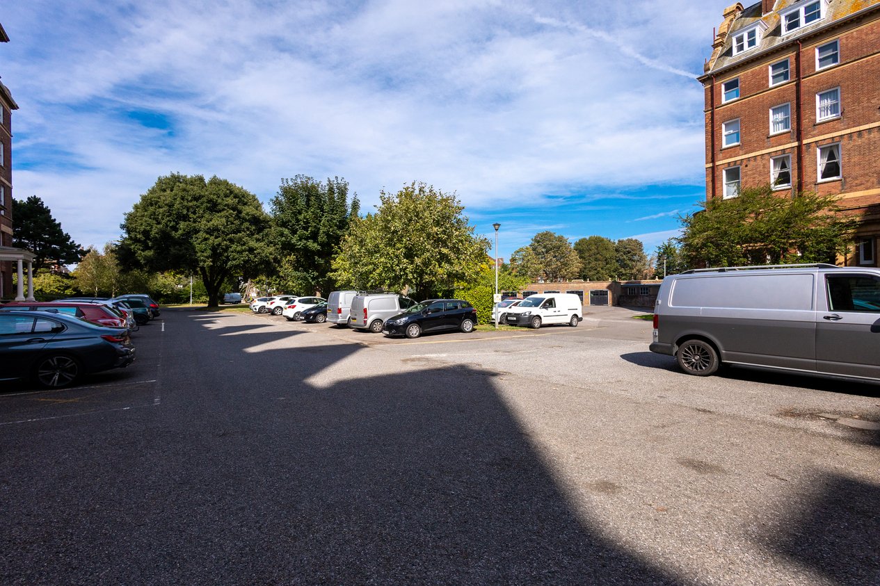 Properties For Sale in The Leas Folkestone