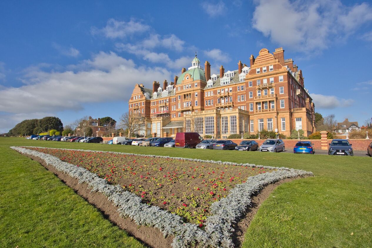 Properties For Sale in The Leas  The Metropole The Leas